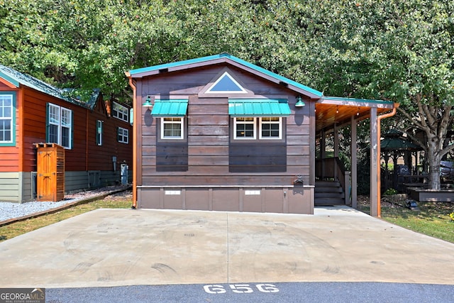 view of front of home