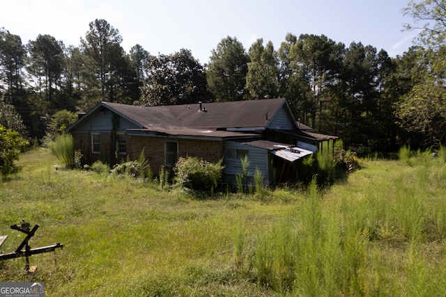 view of home's exterior