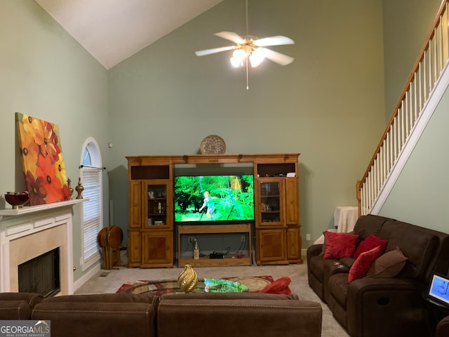 kitchen featuring stainless steel appliances, sink, and crown molding