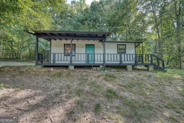 view of front facade with a deck