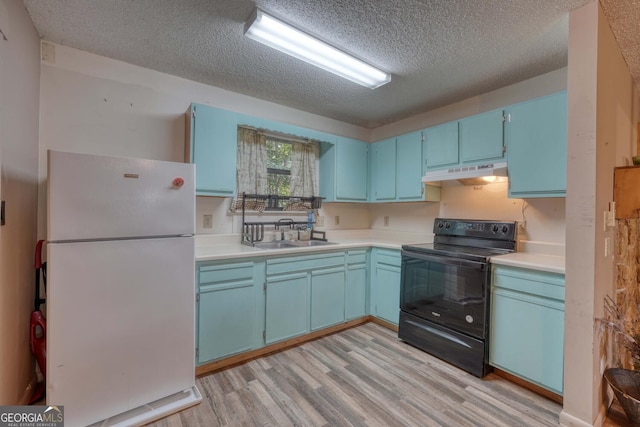 kitchen featuring light hardwood / wood-style flooring, white refrigerator, electric range, sink, and blue cabinets