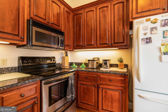 199 Colonsay Trce, Blairsville, GA 30512 - kitchen featuring stainless steel appliances