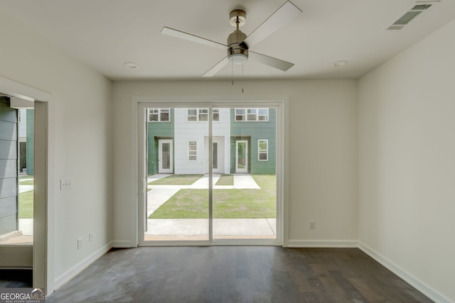 2029 Memorial Dr Unit 34, Atlanta, GA 30317 - unfurnished room featuring healthy amount of natural light, ceiling fan, and baseboards