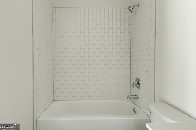 2029 Memorial Dr Unit 34, Atlanta, GA 30317 - full bath featuring toilet and washtub / shower combination