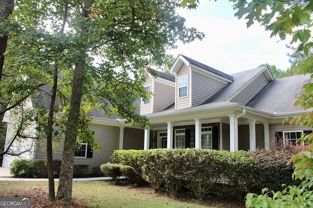 view of front of house featuring a porch