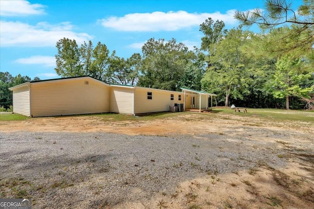 manufactured / mobile home featuring central AC unit