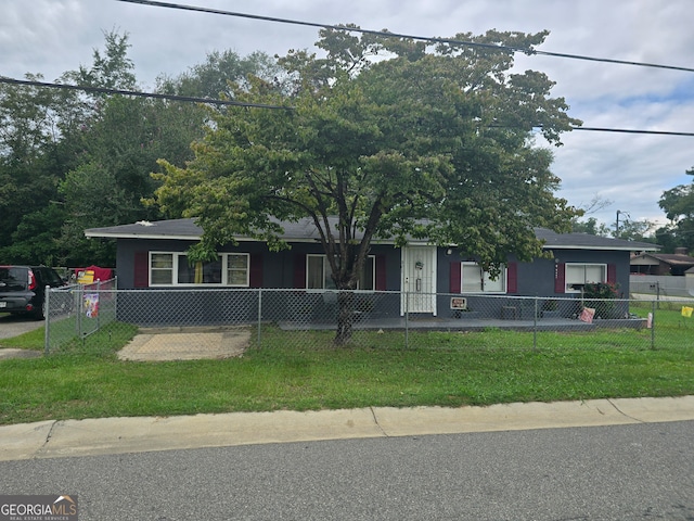 view of front of house with a front lawn