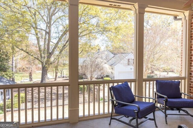 view of sunroom / solarium