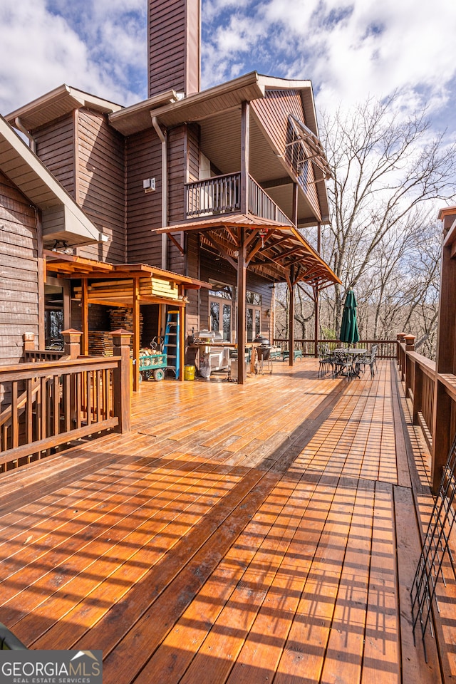 view of wooden deck