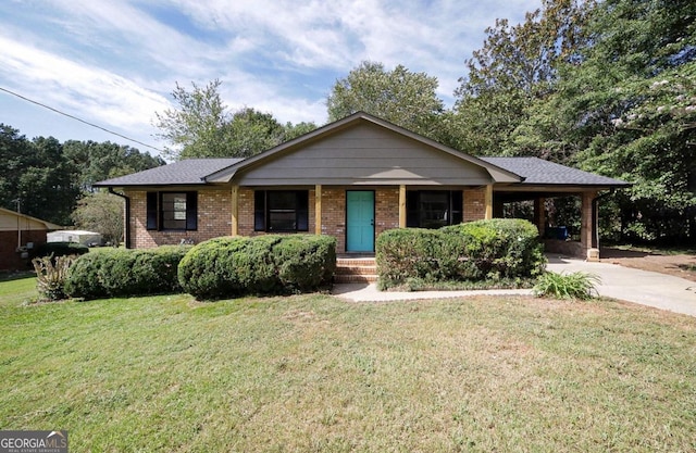 ranch-style home featuring a front yard and a porch