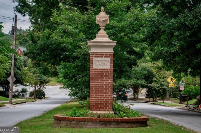 view of property's community