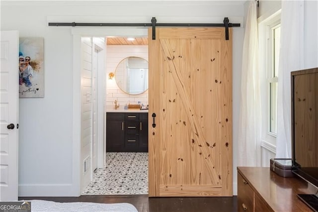 bathroom with vanity