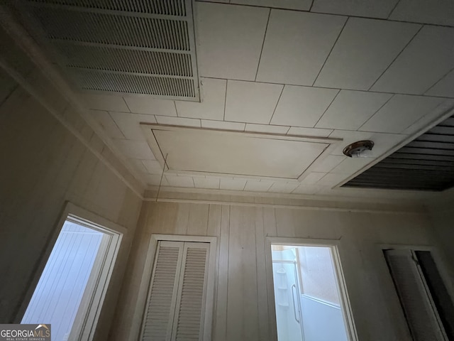 room details featuring crown molding