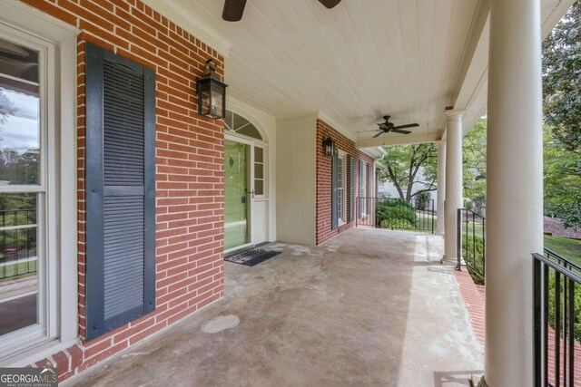 view of patio featuring a porch and ceiling fan