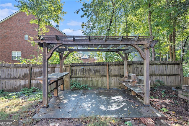 view of patio featuring a pergola