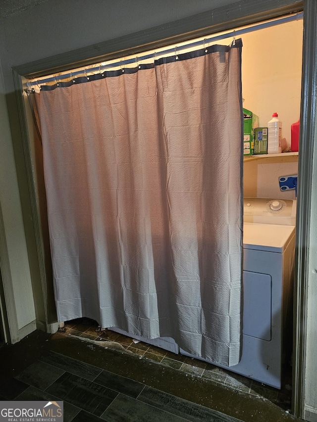 bathroom with washer / clothes dryer