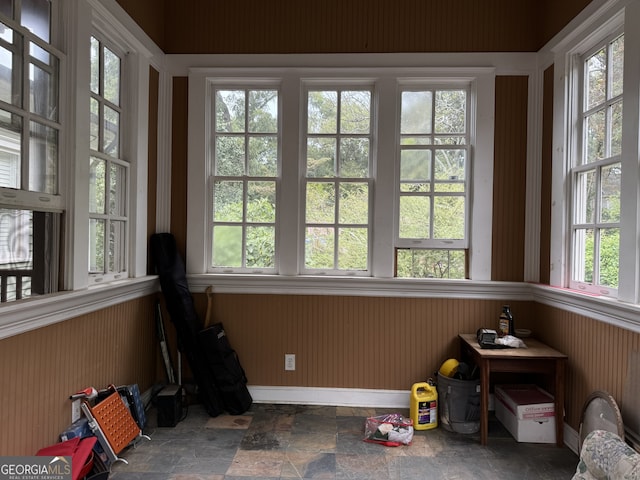 490 Hill St SE, Atlanta, GA 30312 - sunroom featuring plenty of natural light
