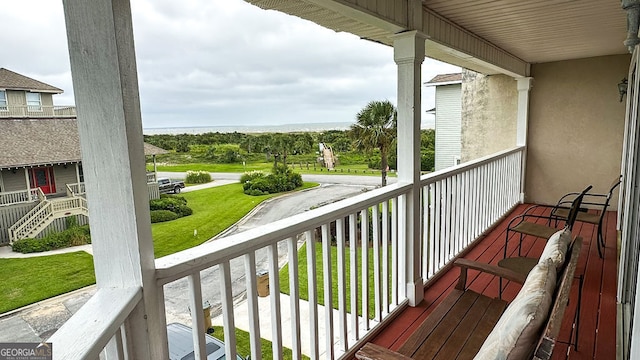 balcony featuring covered porch