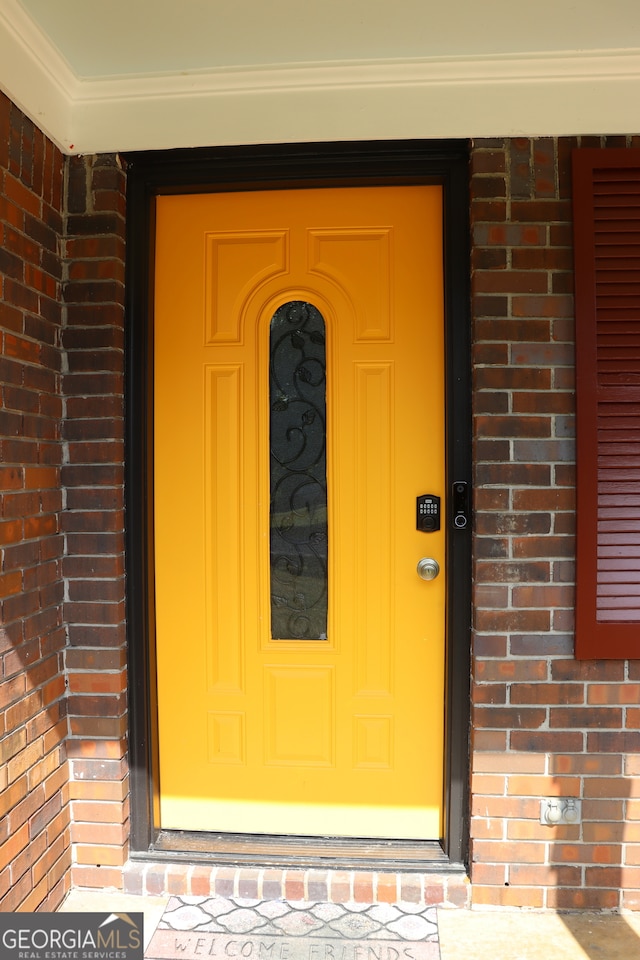 view of property entrance