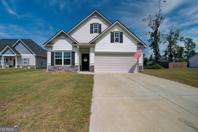 view of front facade featuring a garage and a front yard