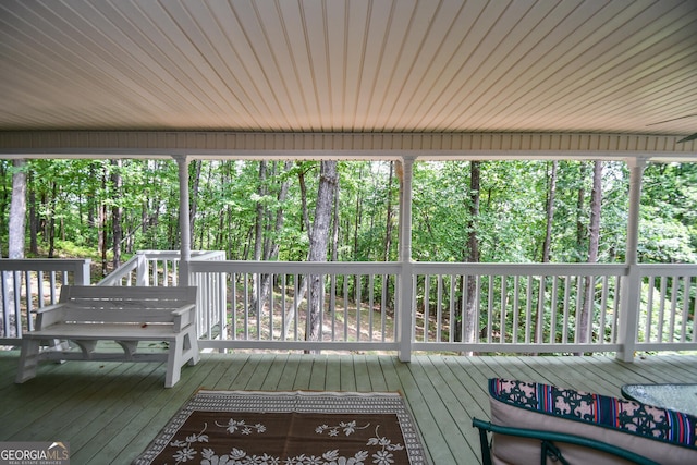 unfurnished sunroom with a healthy amount of sunlight