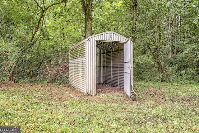 view of outdoor structure