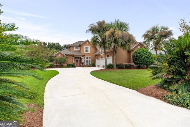 view of front of house featuring a front lawn