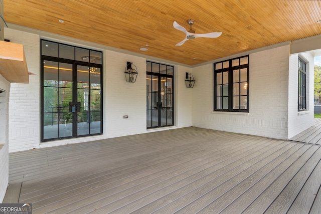 deck featuring ceiling fan