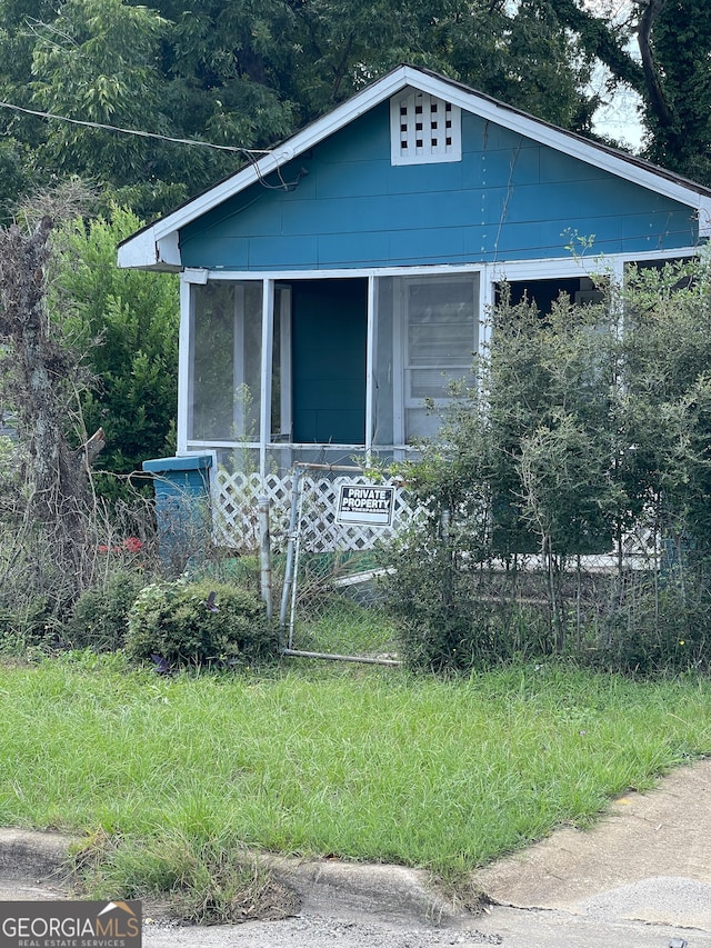 view of property exterior