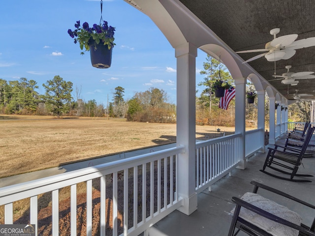 view of patio / terrace with a porch and ceiling fan