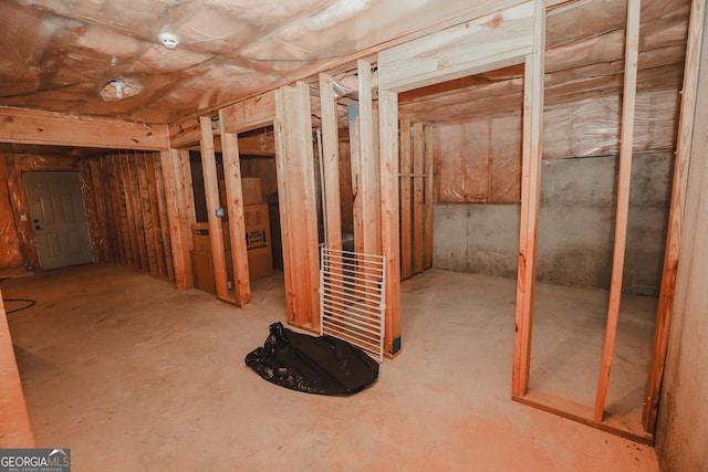 view of unfinished basement