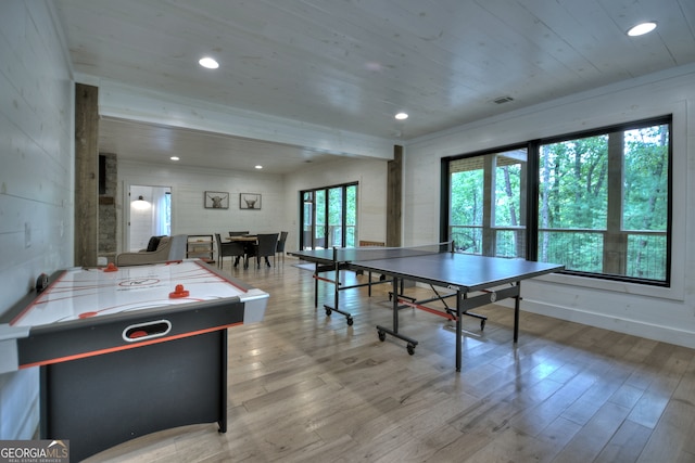 rec room with wood-type flooring and wood ceiling