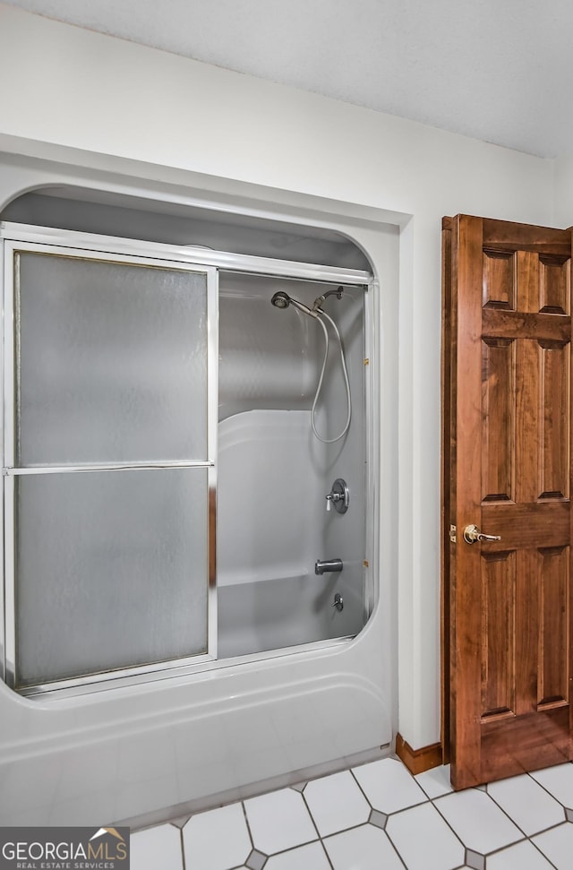 4909 Perry Rd, Claxton, GA 30417 - full bath with shower / tub combination