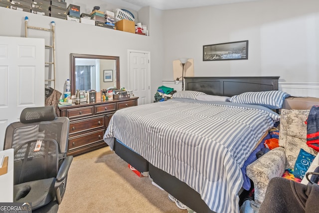 view of carpeted bedroom