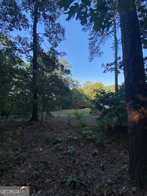 Listing photo 3 for 1526 Lost Mountain Rd, Powder Springs GA 30127