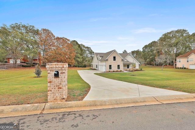 view of front facade with a front yard