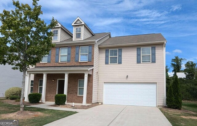 view of front of house featuring a garage