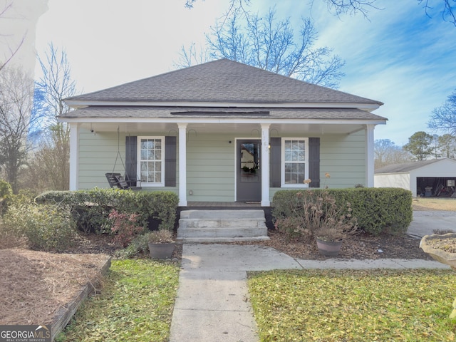 bungalow-style house with covered porch