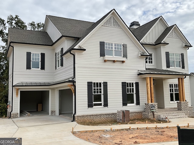 view of front of home with a garage