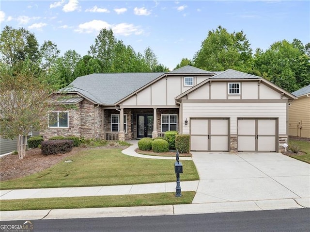 view of front of property with a front lawn