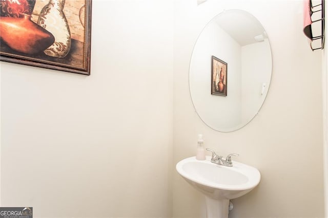 bathroom with sink