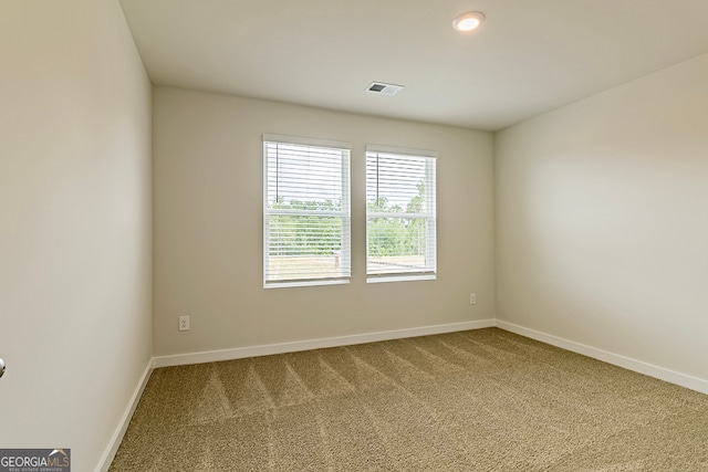 empty room featuring carpet