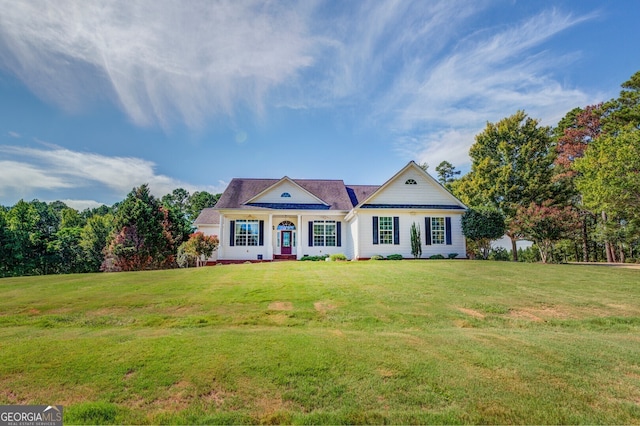 view of front of house featuring a front yard