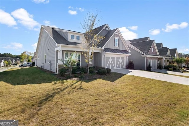 view of front facade with a front yard