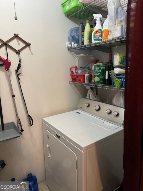 laundry area featuring washer / clothes dryer