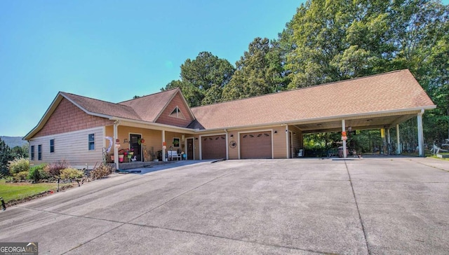 view of front of home featuring a garage