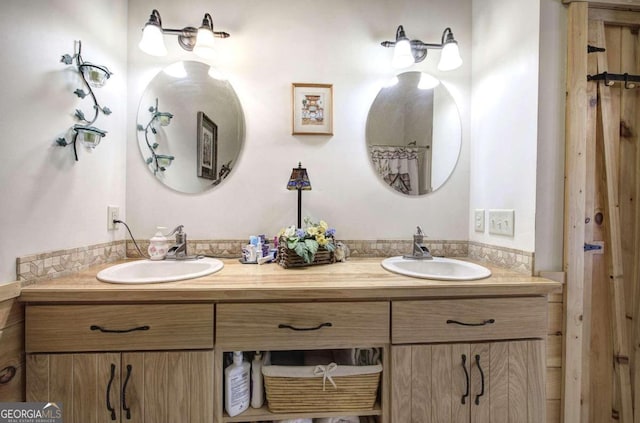 bathroom with vanity