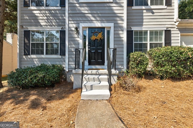 view of property entrance