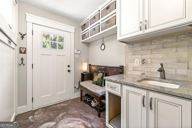 mudroom with sink