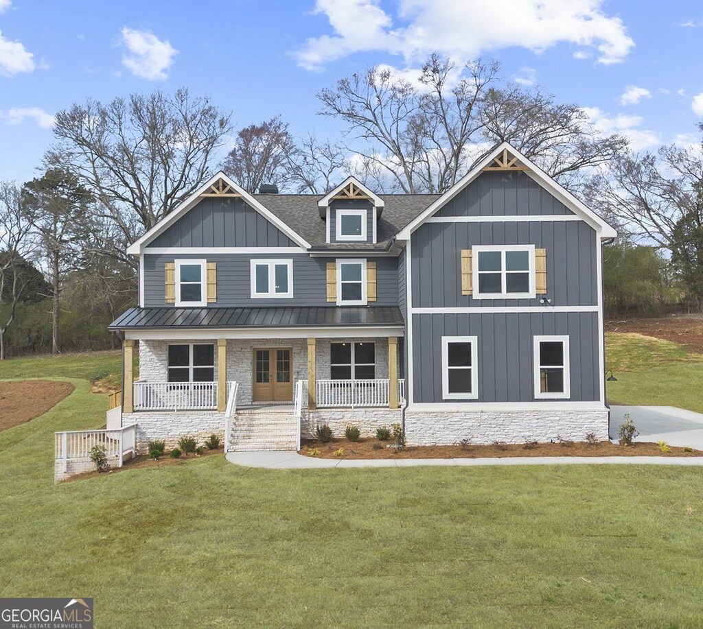 craftsman-style house featuring covered porch